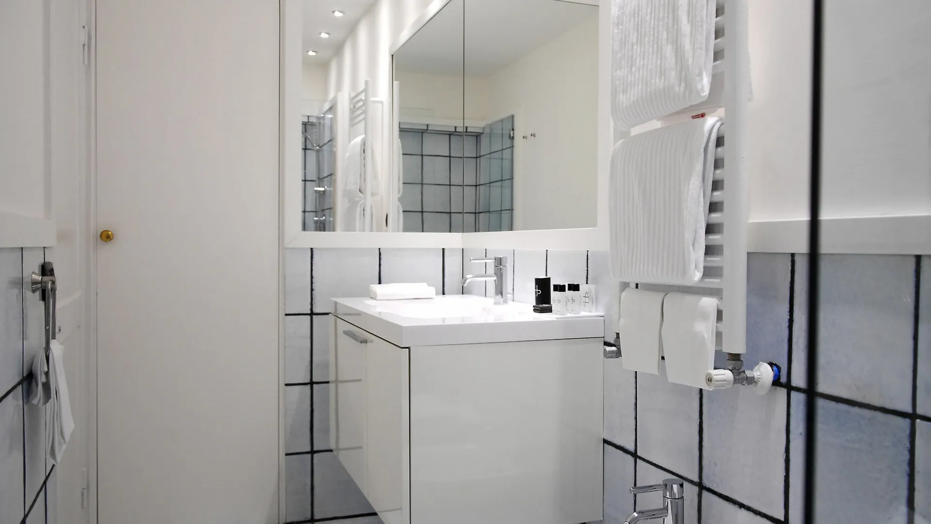 Apartment Lhp Suite Campo De Fiori Rome Italy